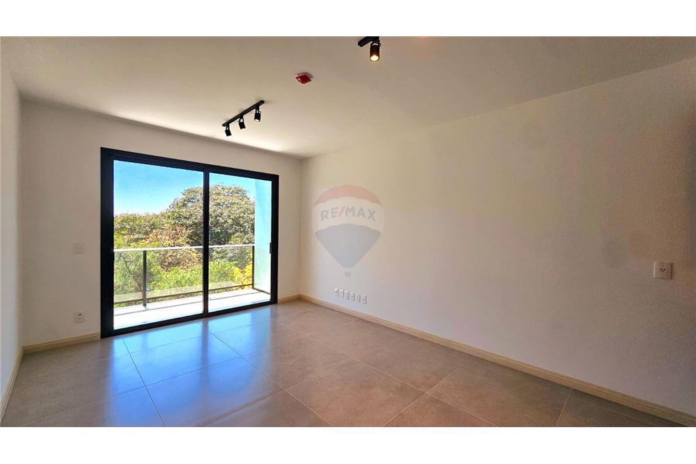 A 100M DEL SHOPPING DEL SOL. DEPARTAMENTO NUEVO EN EL EDIFICIO ALBAN — foto 3
