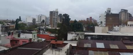 Alquilo Apartamento 2 Dorm A. Italia Y Albo: Muy Luminoso! Impecable