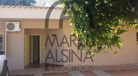 Casa En Curva Romero