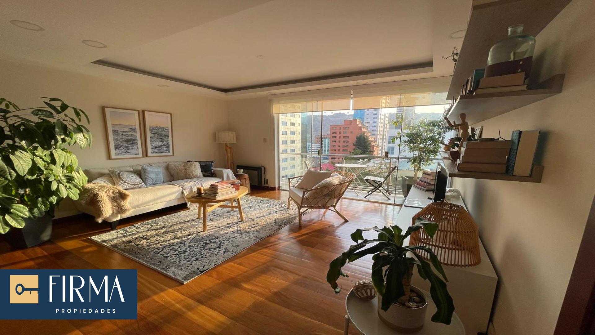 Departamento en venta en Calacoto