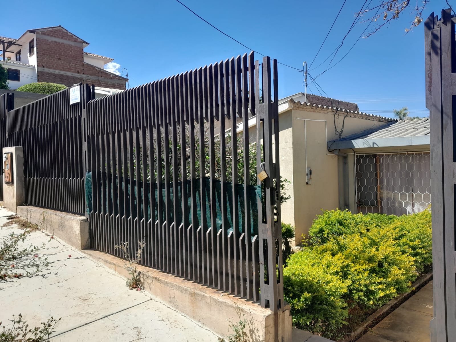 Casa Independiente En Anticrético Urbanización