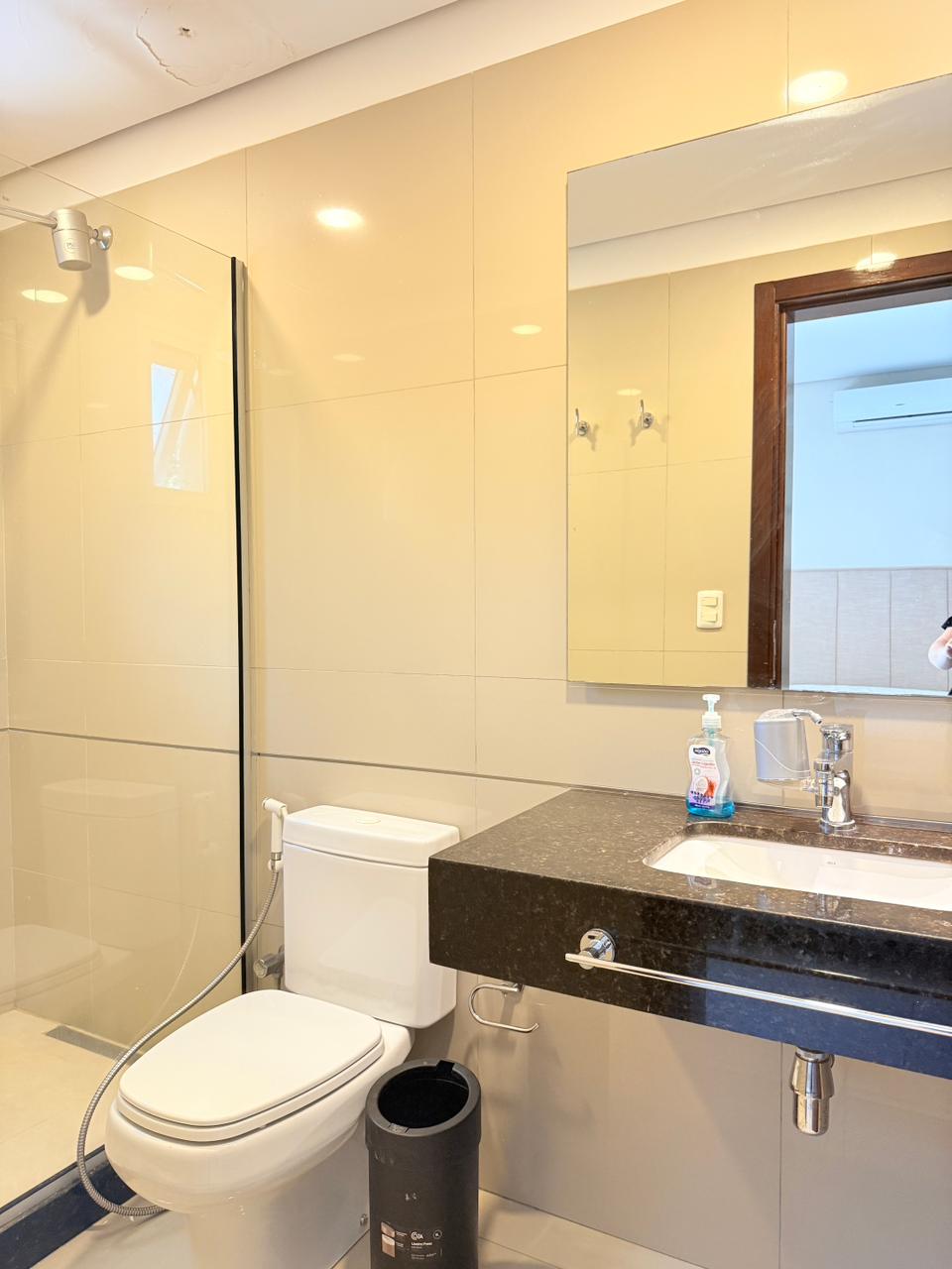 Alquiler de Hermoso Departamento en Villamorra — foto 2