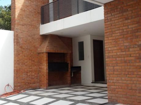 Duplex En Venta En Lambaré – Zona Caracol Barrio: Santa Librada