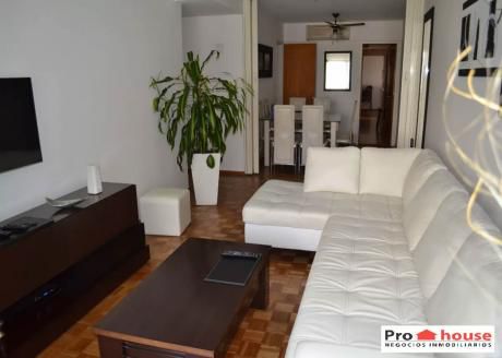Linda Planta- 105 M2, Gje, 3 + Serv. Piso 5