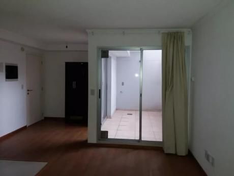 Punta Carretas, Mono Con Patio Exclusivo, Gastos Bajos, Port 24hs Y Amanities!