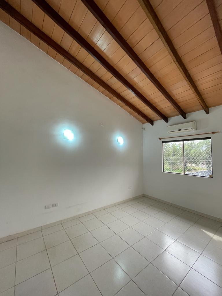 Alquilo Duplex en Villa Adela Luque — foto 3
