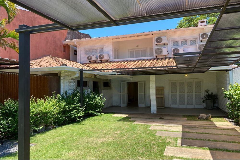 Alquilo hermosa Residencia en Villa Morra — foto 2