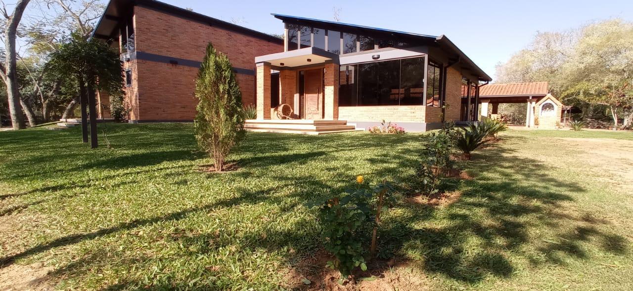 VENDO CASA QUINTA RODEADA DE ARROYO EN ITACURUBI — foto 2
