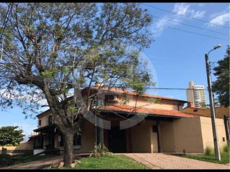Vendo Casa Zona Ykua Sati