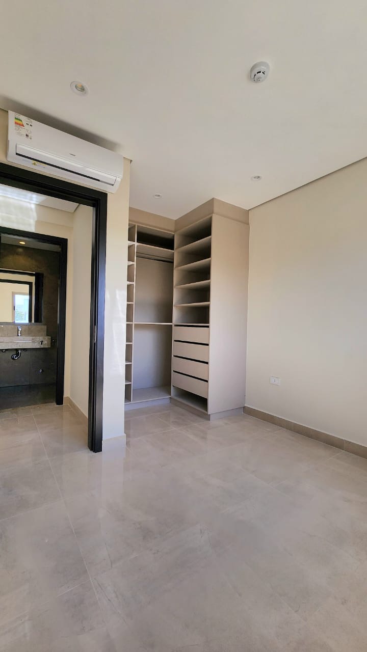 ALQUILO DEPARTAMENTO DE UN DORMITORIO EN EL EDIFICIO BURBAND - LUQUE — foto 3