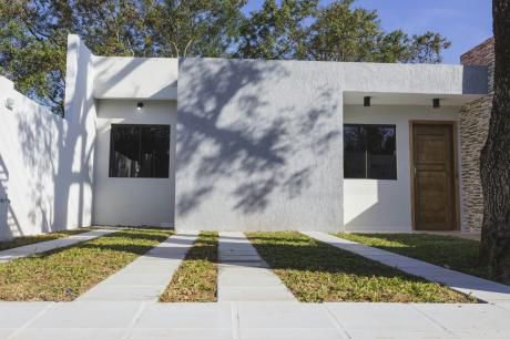 Vendo Duplex En San Lorenzo.