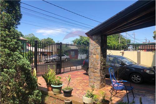 CASA EN VENTA, ENCARNACION — foto 3
