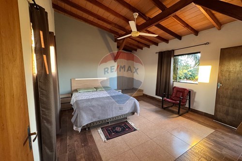 VENTA DE CASA EN BARRIO CERRADO YTORORO — foto 3
