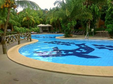 Dpto. En Alquiler O Anticretico De 3 Dormitorios. (hotel Condominio Buganvillas)