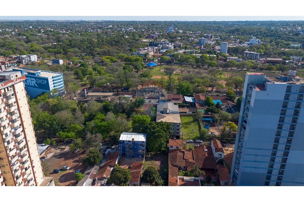 VENDO EDIFICIO COMERCIAL EN CDE — foto 3