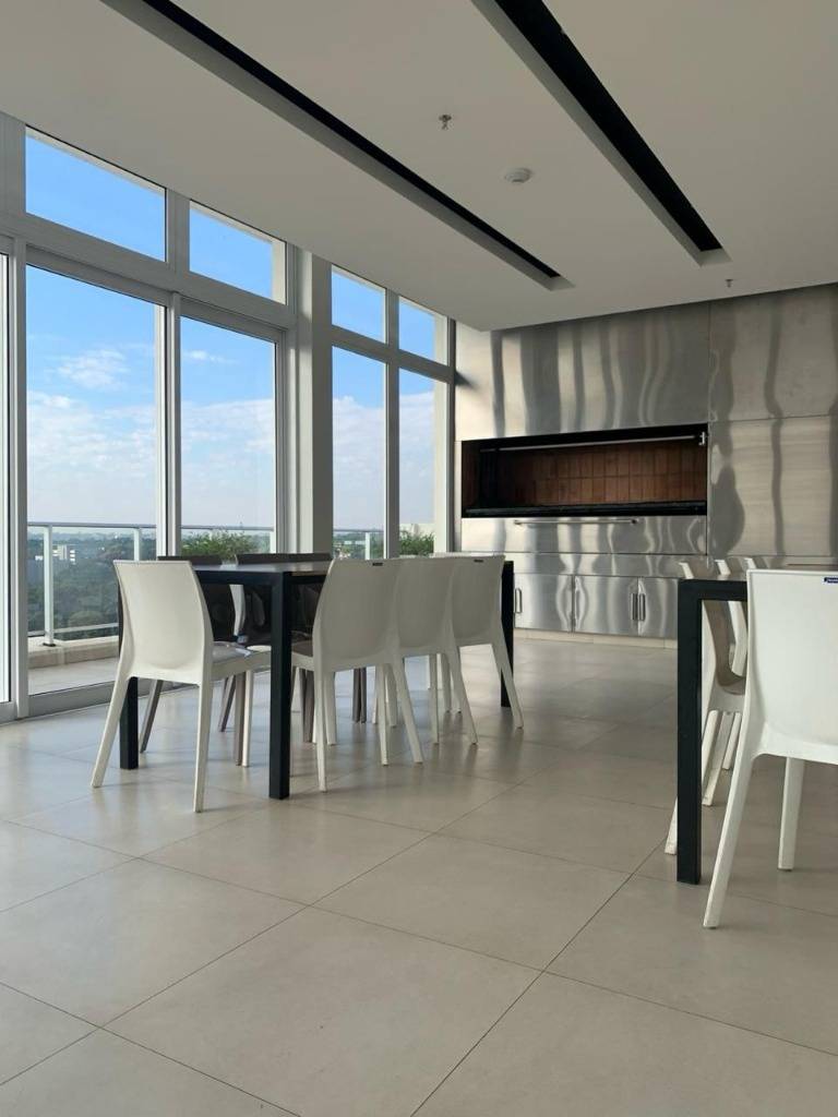 Vendo departamento de 2 habitaciones con 2 cocheras en Las Mercedes — foto 3