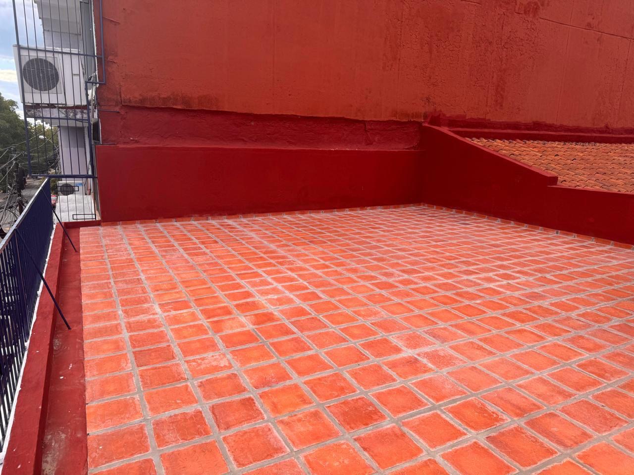 ZONA CÉNTRICA DE ASUNCIÓN - EN ALQUILER PARA OFICINA O LOCAL COMERCIAL. — foto 2