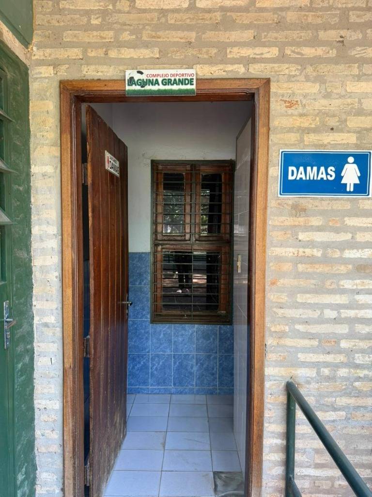 ALQUILO COMPLEJO DEPORTIVO EN SAN LORENZO, LAGUNA GRANDE — foto 3