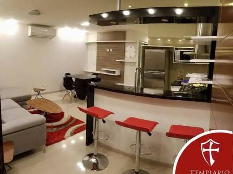 Hermoso Dpto. A Estrenar, Av. Canal Isuto 3er Y 4to Anillo - Edif. Privado