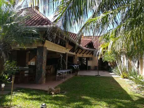 Casa En Asuncion - Barrio San Cristobal