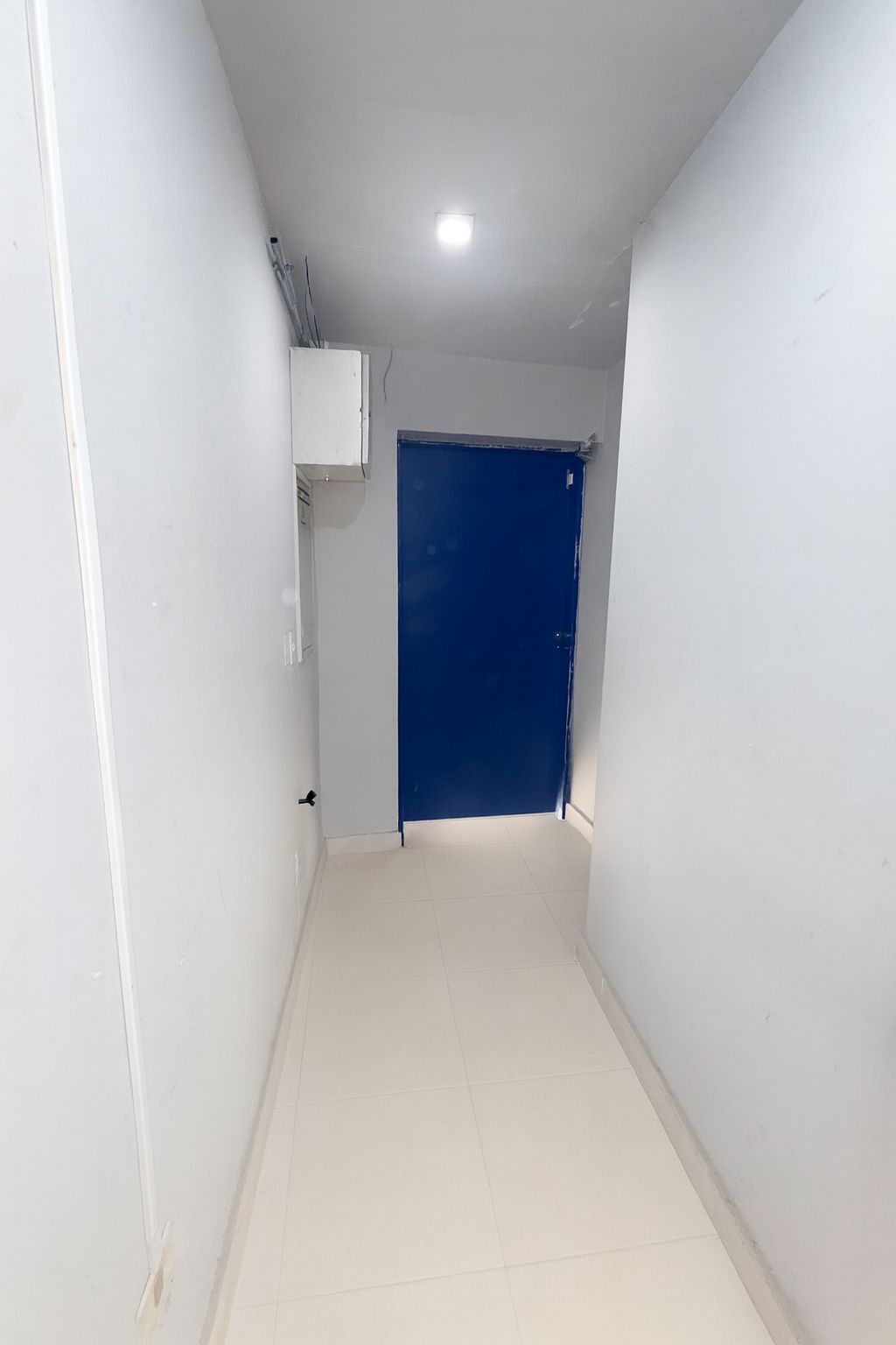ALQUILER – SALÓN COMERCIAL EN ZONA DE ALTA DEMANDA – CIUDAD NUEVA — foto 3