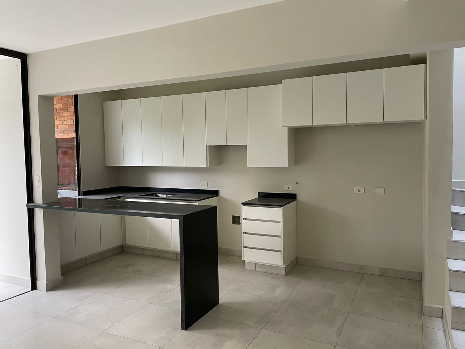 Vendo/alquilo Duplex A Estrenar Con Piscina, Bo. Loma Merlo- Luque — foto 3