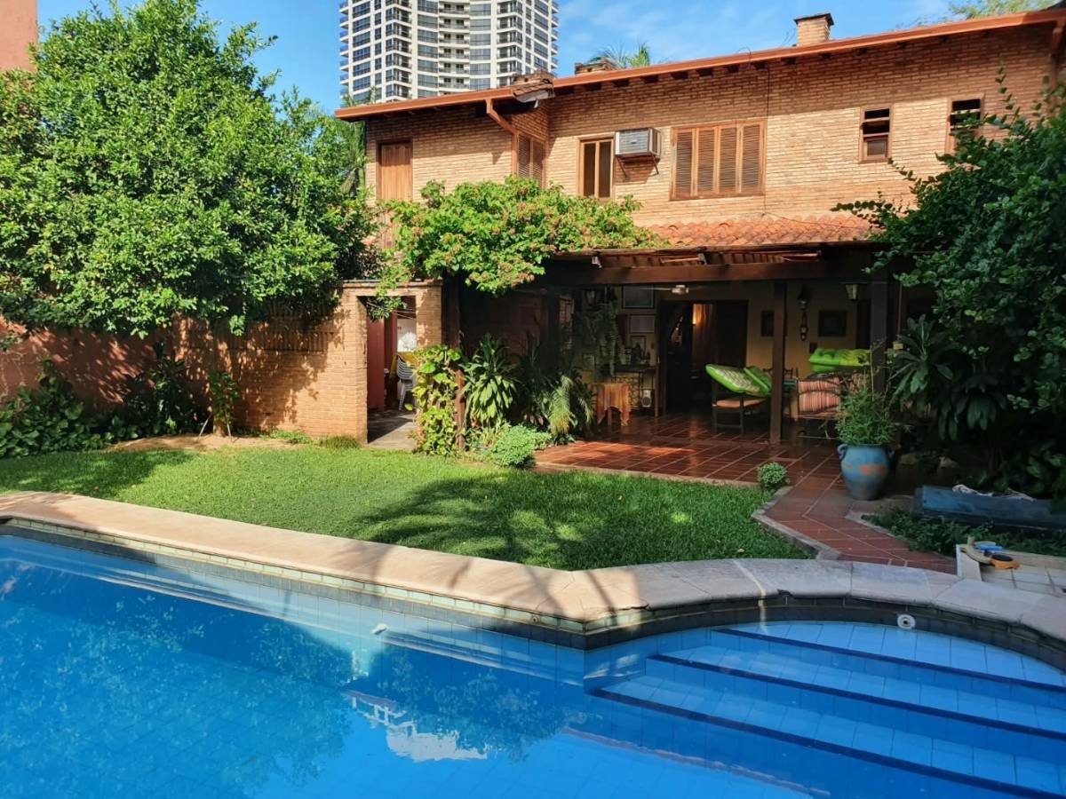 Casa en venta en Ycuá Satí