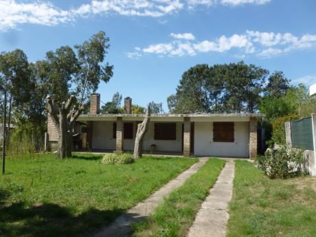 Casa Próxima A Terminal Y Zona Comercial