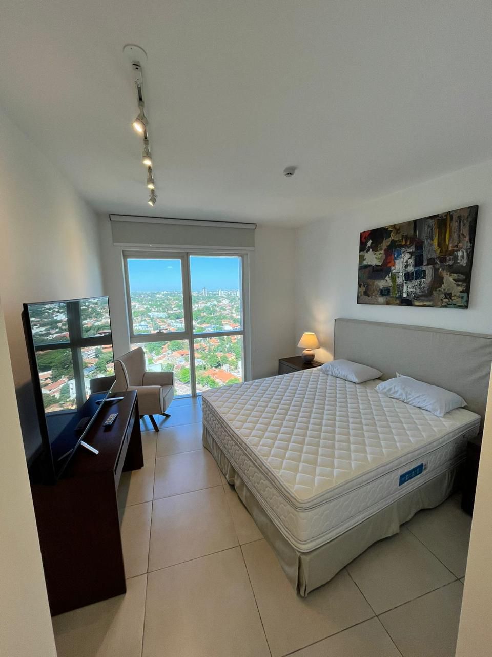 Alquilo departamento de 3 habitaciones en suite totalmente amoblado — foto 3