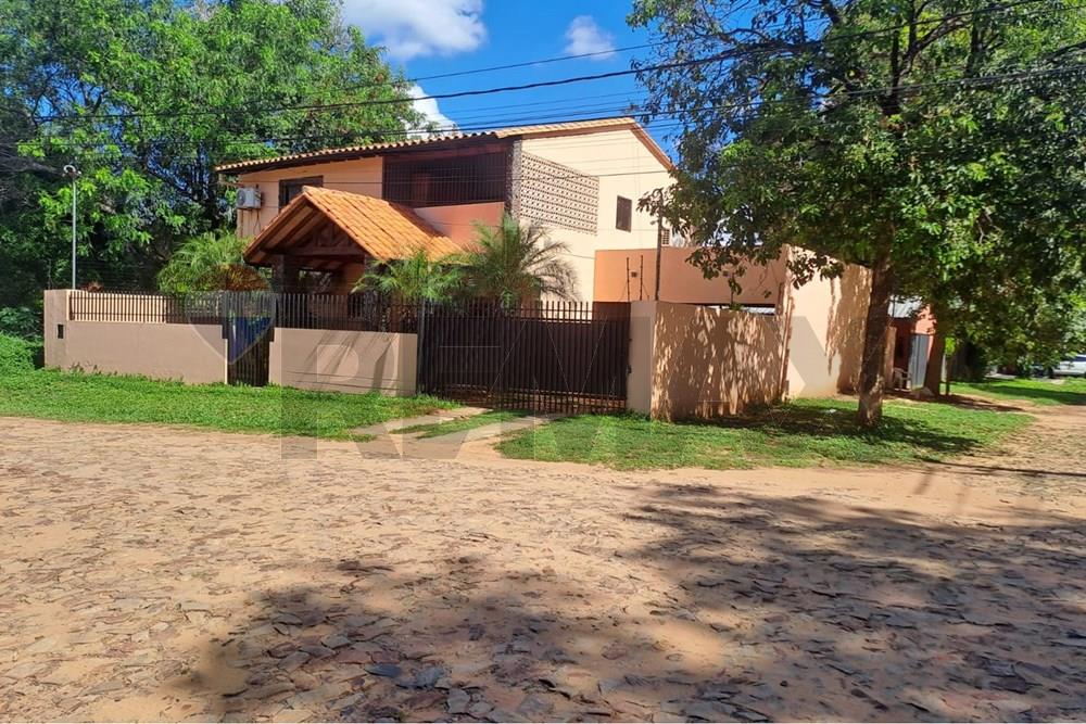 ALQUILO VIVIENDA AMPLIA AMOBLADA EN Mariano roque — foto 2