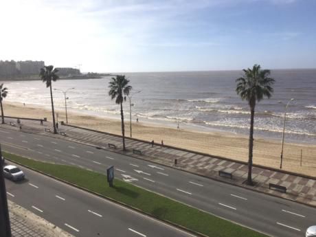 Rambla De Pocitos - Apartamento En Alquiler