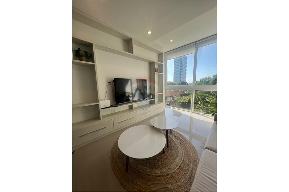 Departamento - Venta - Paraguay Asunción Villa Morra DEPTO. AMOBLADO — foto 3