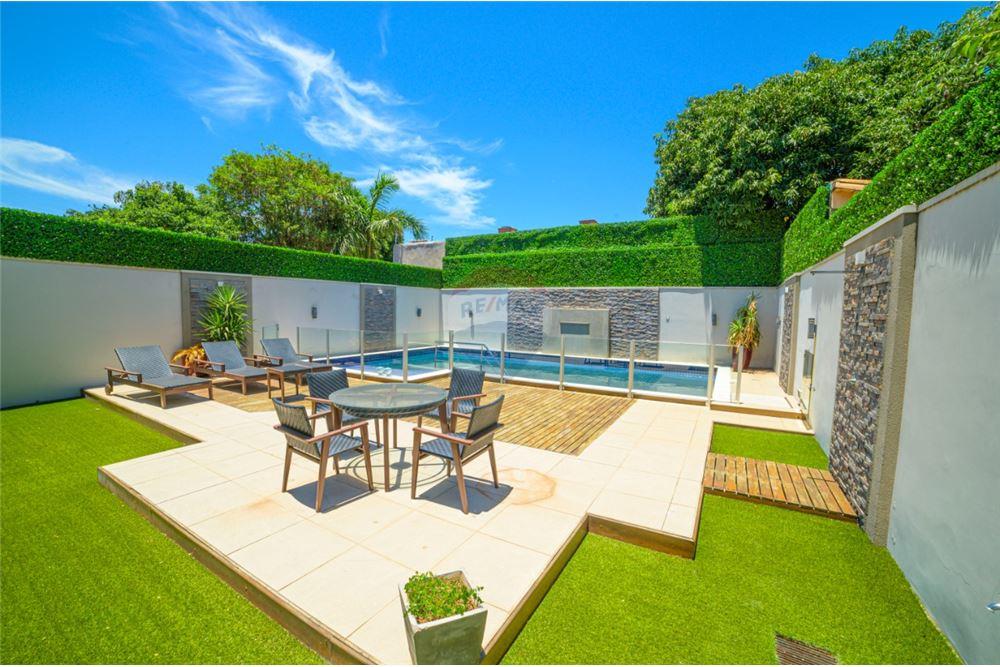Residencia - Venta - Los Laureles, Asunción, Paraguay — foto 3