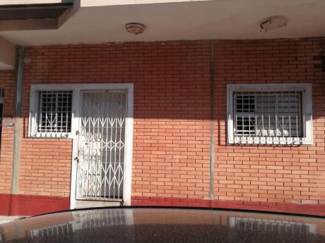 Tierra Inmobiliaria Alquila - Para Vivienda U Oficina Un Paso Del Poder Judicial