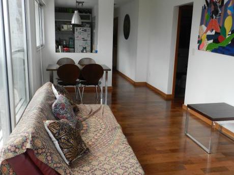Apartamento De 1 Dormitorio, Amueblado Y Con Garage!