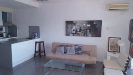 Monoambiente Con Muebles, Scoseria Prox Disco