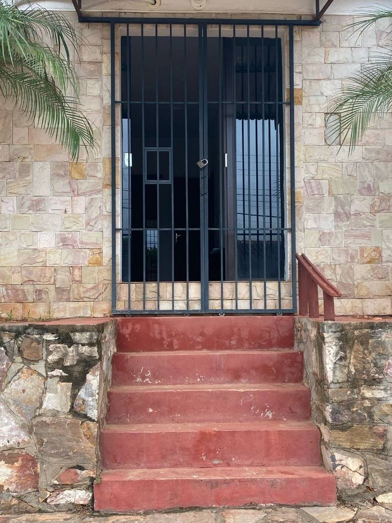 Alquilo salón comercial de 24 m² en San Lorenzo - barrio Valle Industrial — foto 2