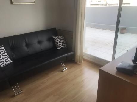 Apartamento En Tres Cruces Amueblado