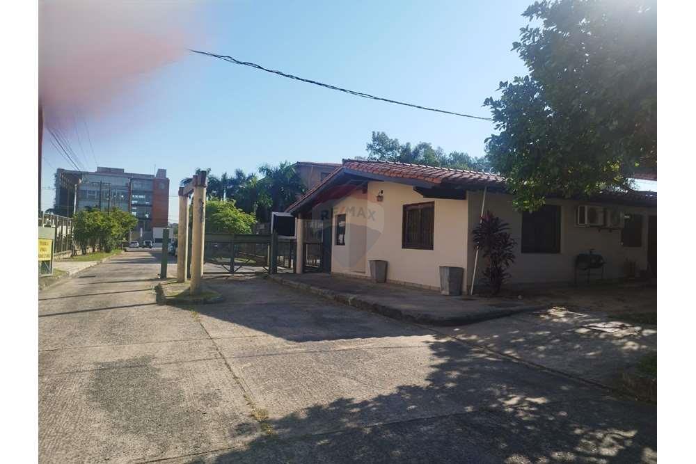 ALQUILO APARTAMENTO AMOBLADO ZONA AEROPUERTO — foto 2