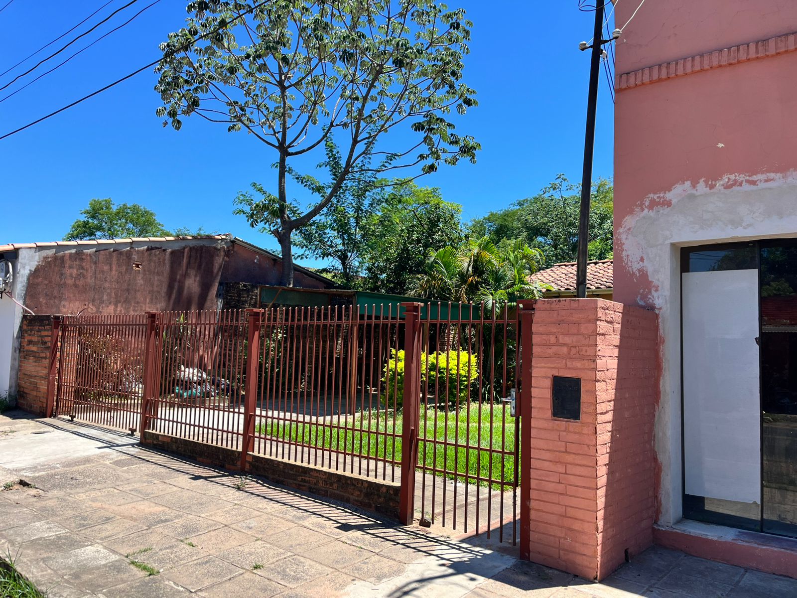 VENDO CASA EN PARAGUARI CENTRO — foto 3
