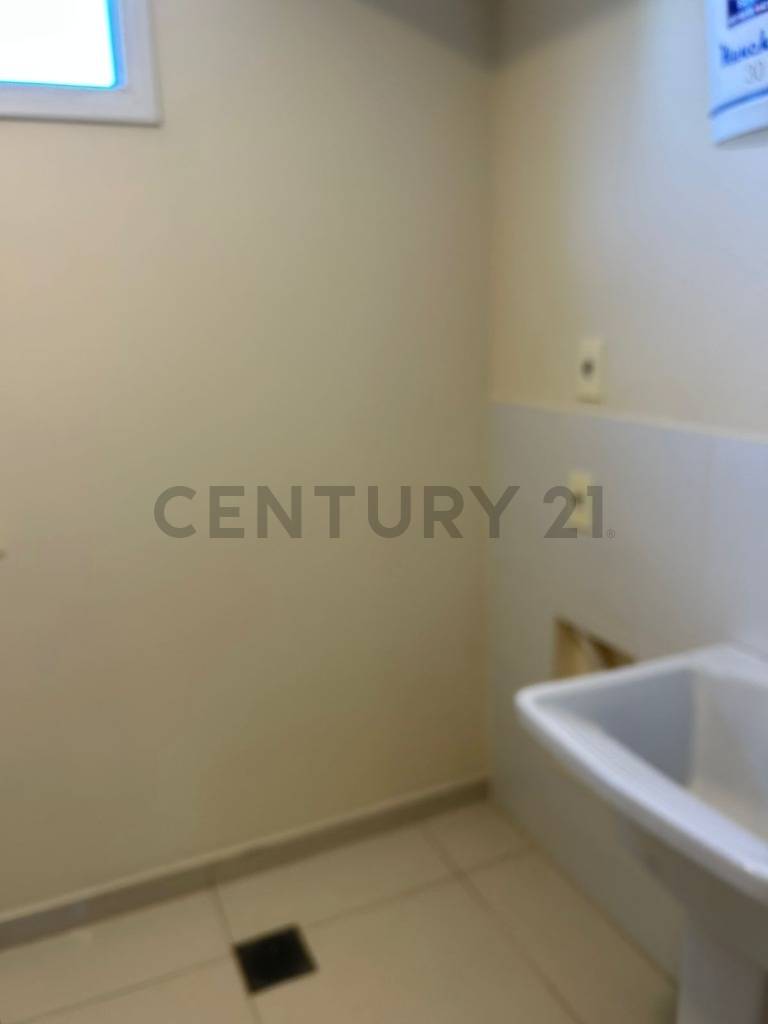 Alquiler Vivienda u Oficina a 200 mtrs. de Shopping del Sol — foto 3