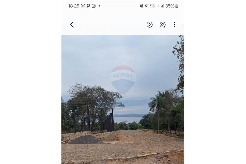 HERMOSA PROPIEDAD CON VISTA AL LAGO EN SAN BER — foto 3