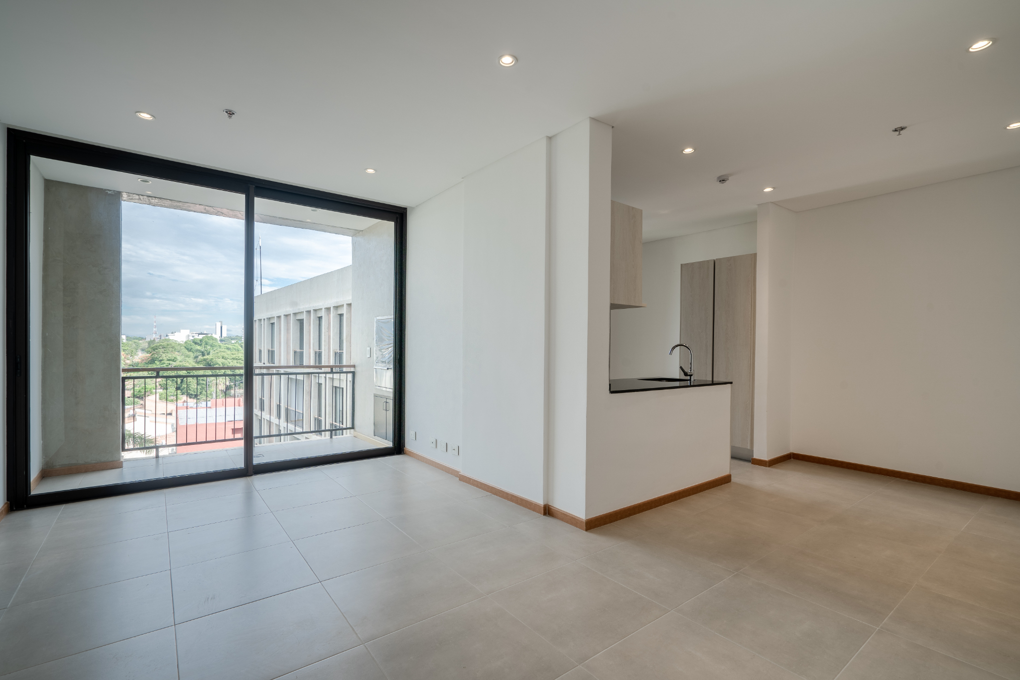 Vendo Departamento en Edificio Gómez de Castro Villa Morra — foto 3