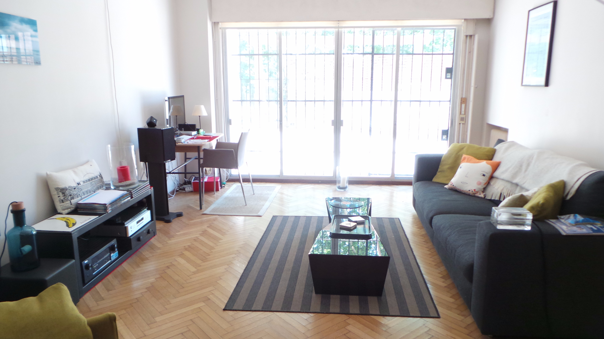 Alquiler Apartamento 3 Dormitorios Punta Carretas con patio y garaje amplio