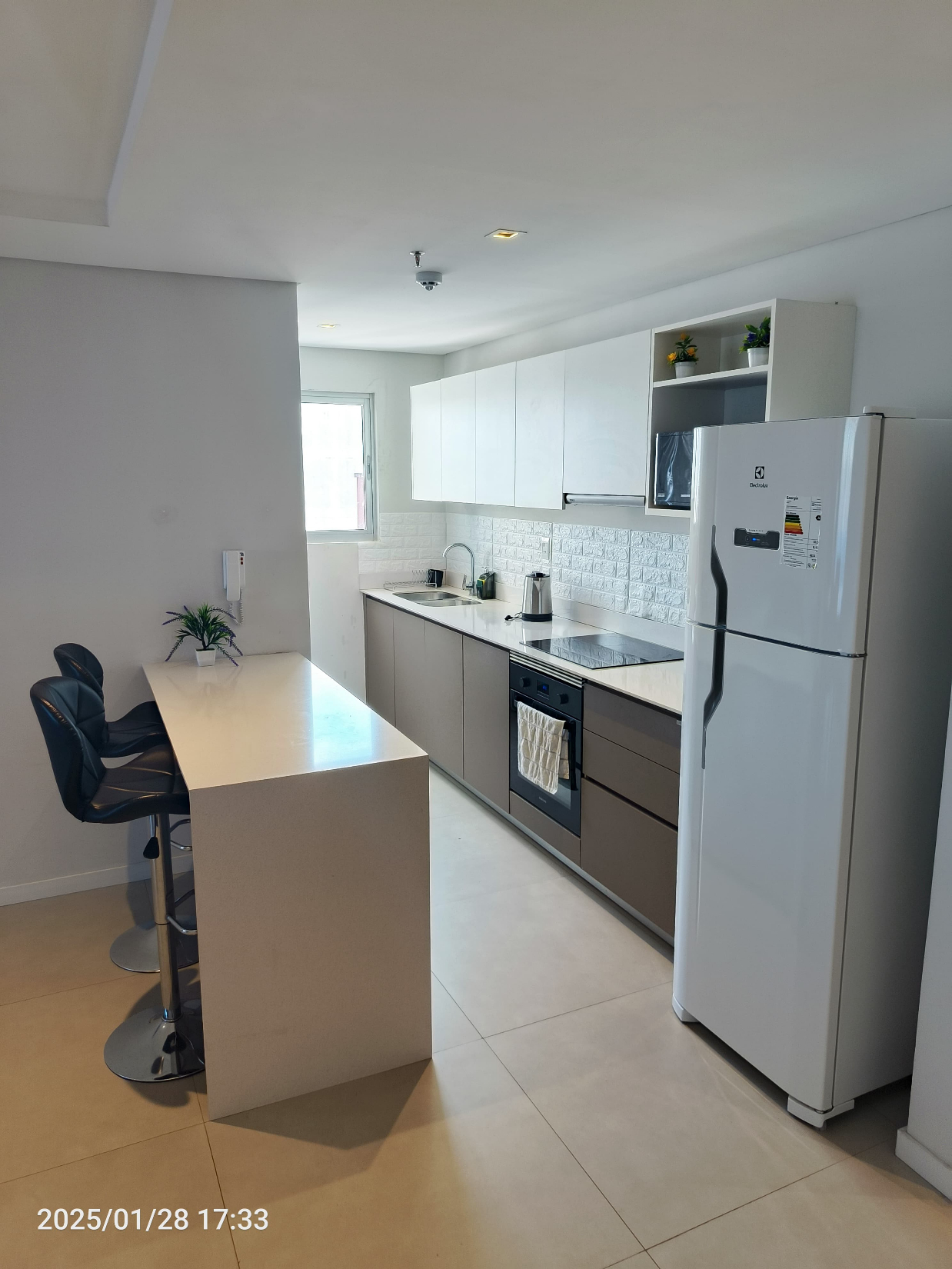 BARRIO JARA, EN ALQUILER DEPARTAMENTO DE 2 DORMITORIOS AMOBLADO — foto 2