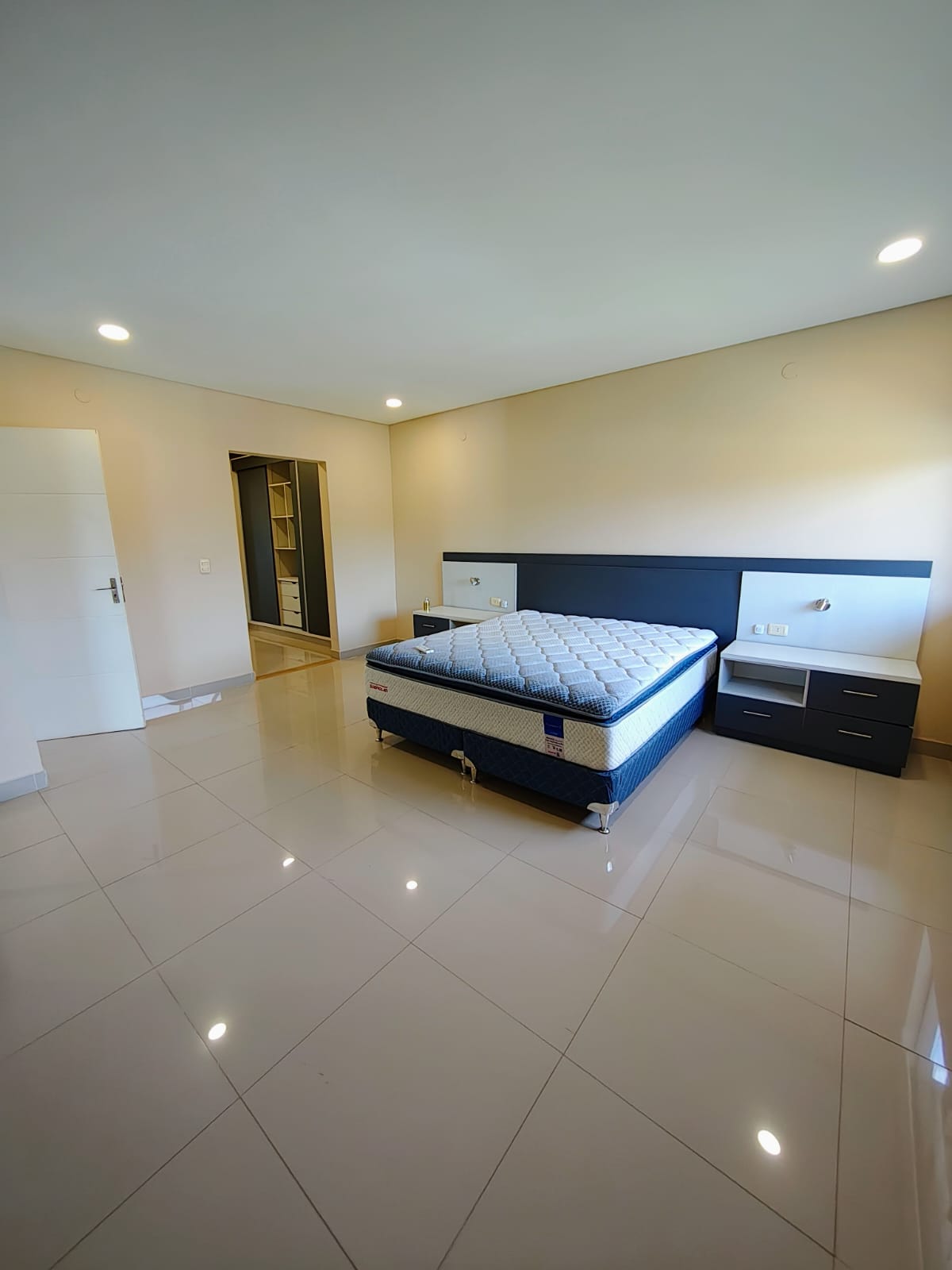 Vendo duplex en Mariano Roque Alonso — foto 2