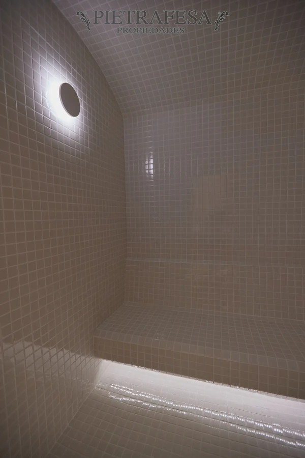 Apartamento en alquiler, 3 dormitorios, 3 baños, terraza, garaje, jacuzzi. Punta Carretas. · Foto 9