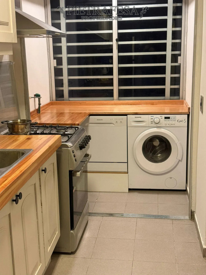Apartamento en alquiler, 2 dormitorios, 1 baño, terraza, garaje doble. Equipado. Pocitos. · Foto 10