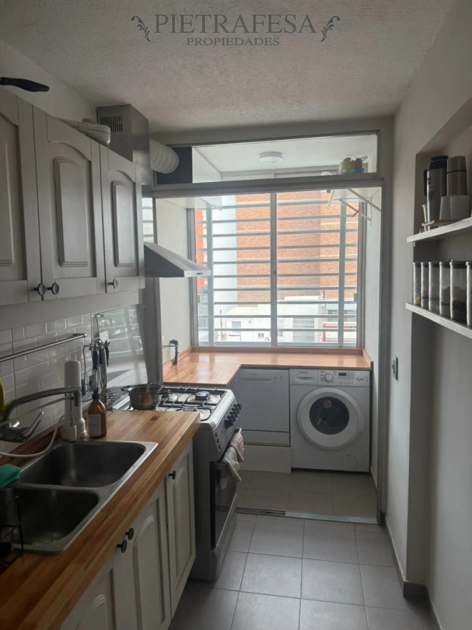 Apartamento en alquiler, 2 dormitorios, 1 baño, terraza, garaje doble. Equipado. Pocitos. · Foto 9