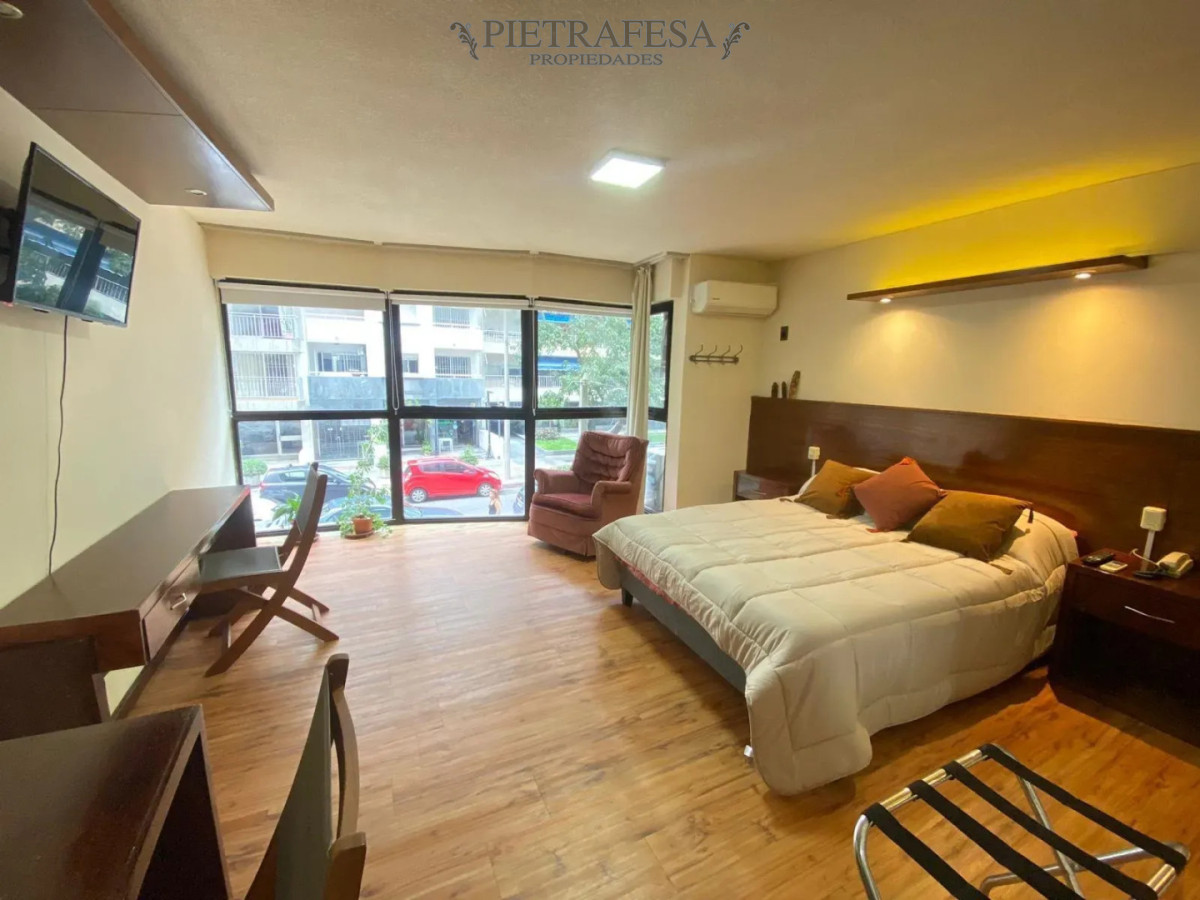 Apartamento en alquiler, monoambiente, 1 baño. Equipado. Pocitos.